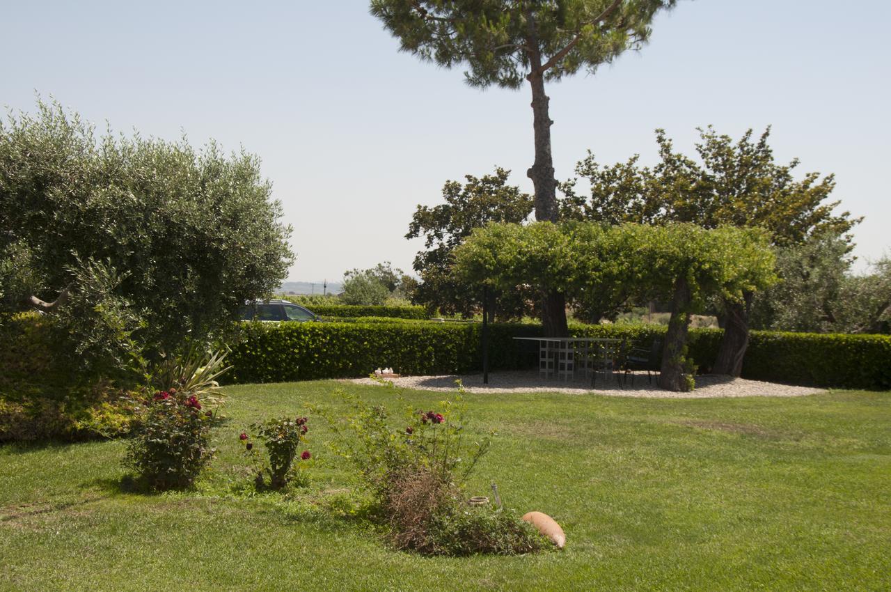 Hotel Rural Cal Ruget Vilobi Del Penedes Exterior photo