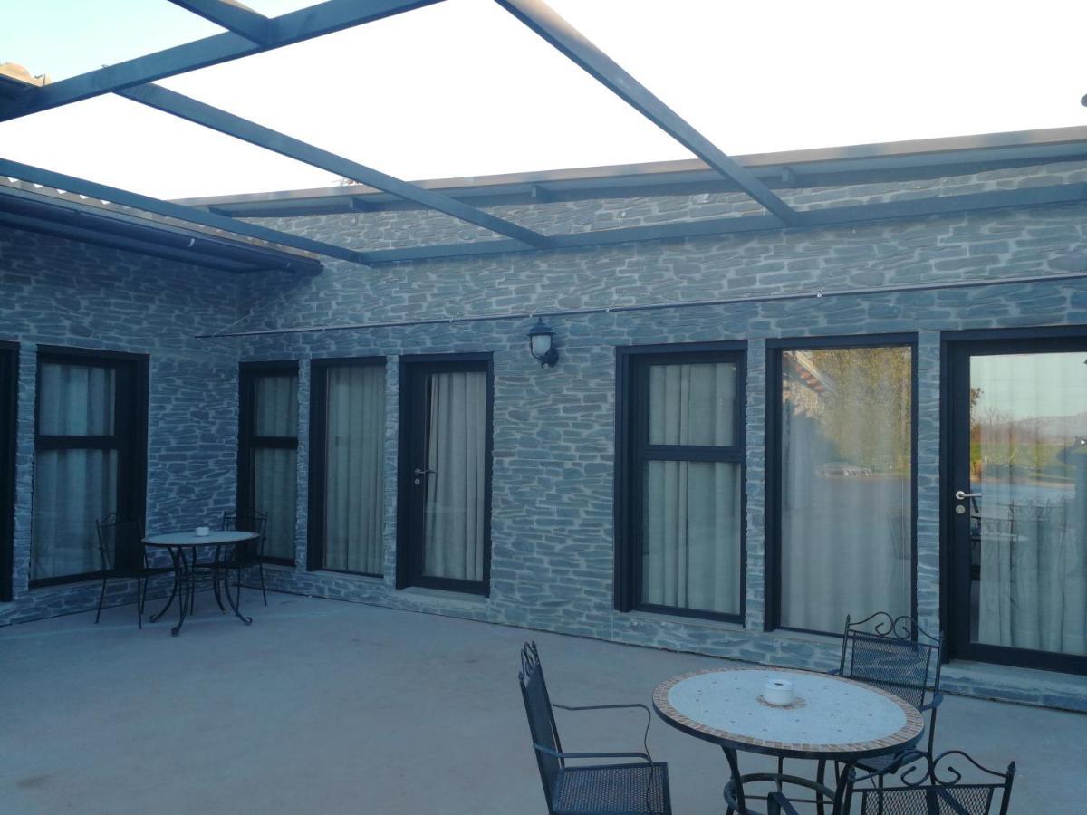 Hotel Rural Cal Ruget Vilobi Del Penedes Exterior photo