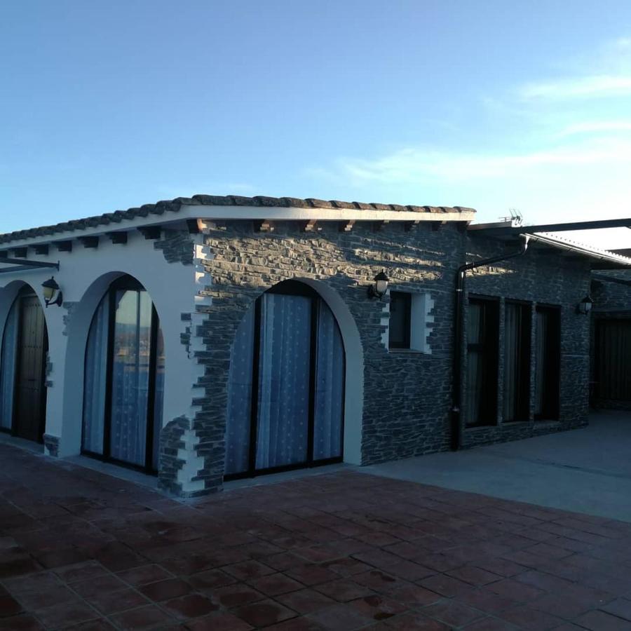 Hotel Rural Cal Ruget Vilobi Del Penedes Exterior photo